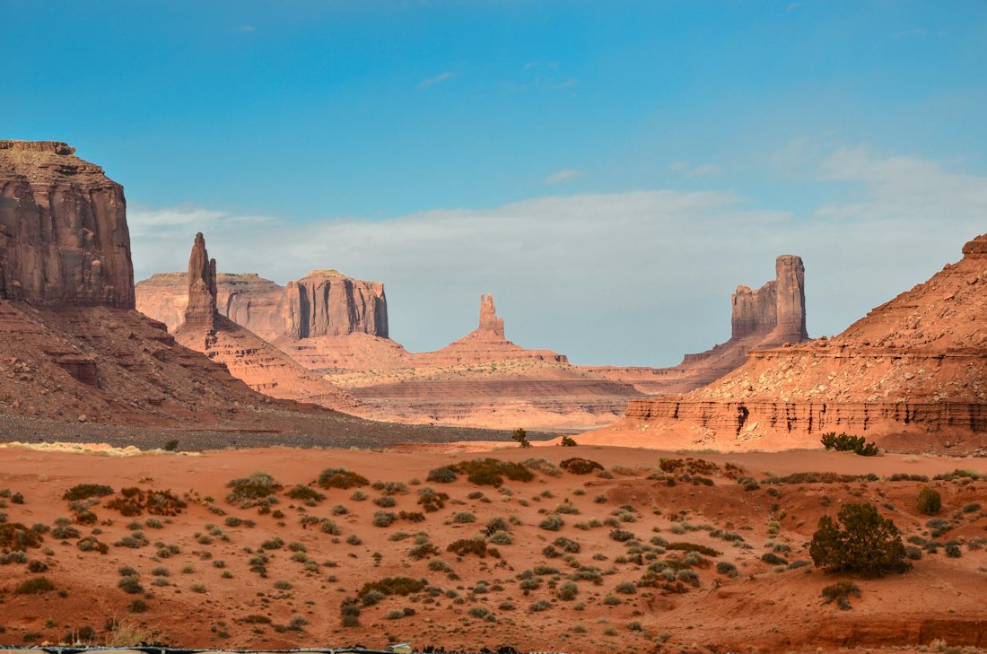 Sandstone buttes of Monument Valley